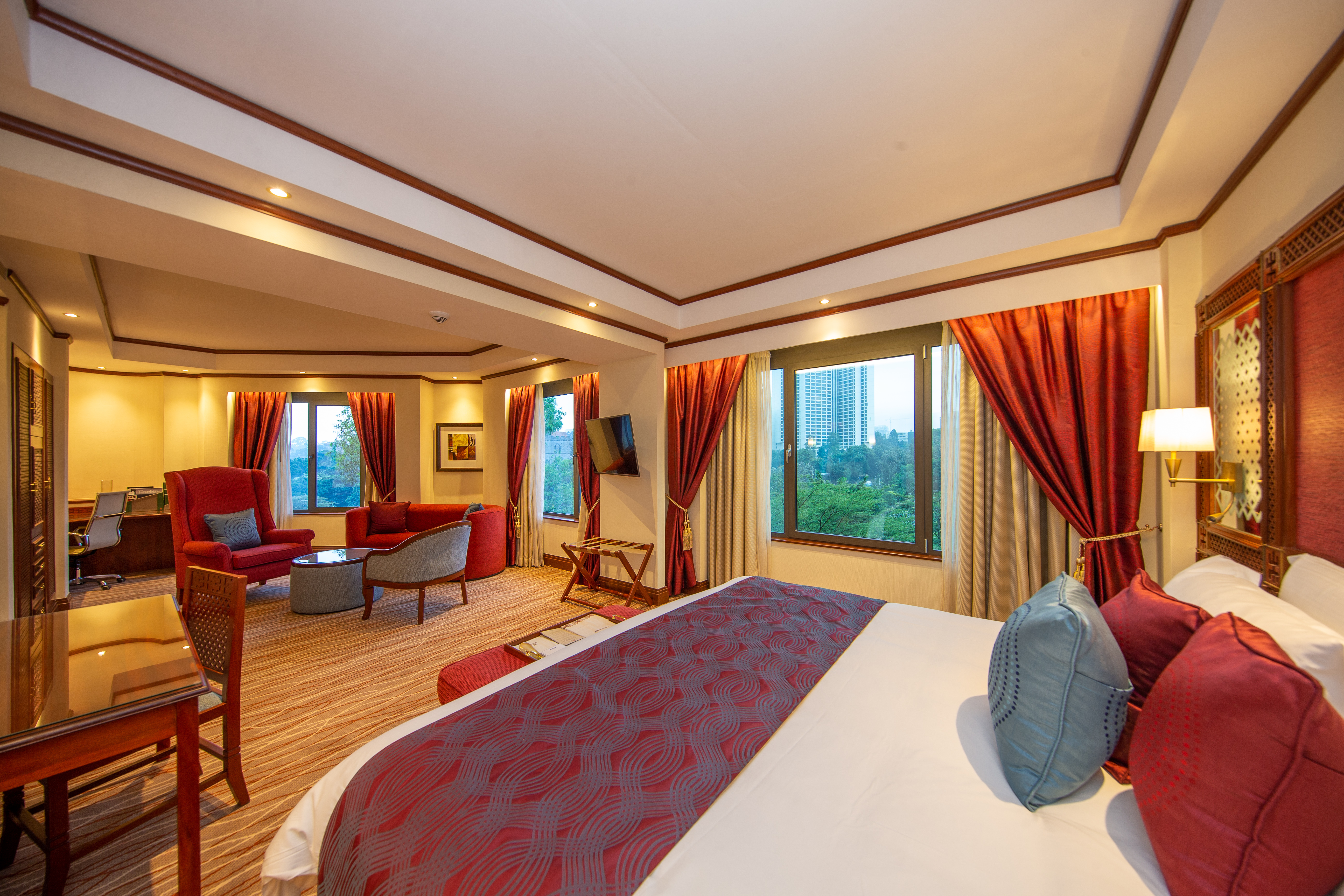 Nairobi Serena Hotel thumbnail 1